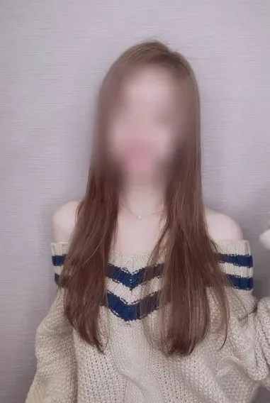 Alberte, 28