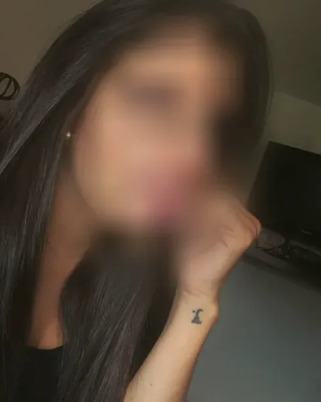 Anne, 34