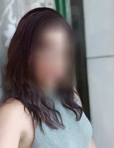 Louise, 27