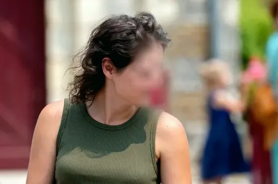 Marie, 28