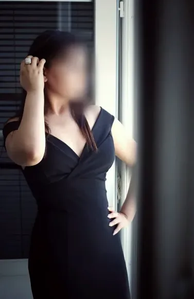 Nicoline, 37