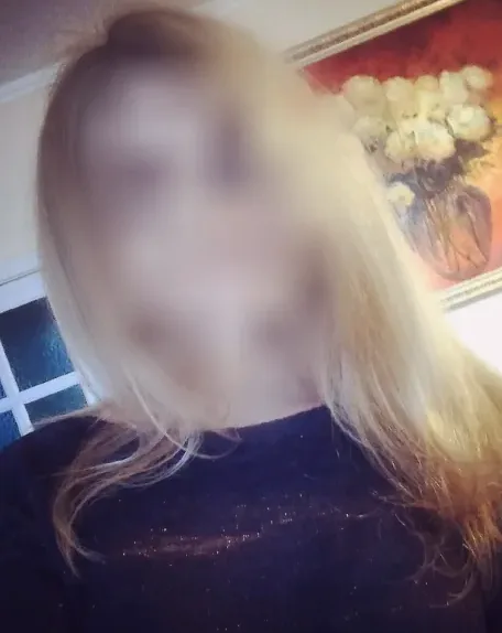 Nicoline, 34
